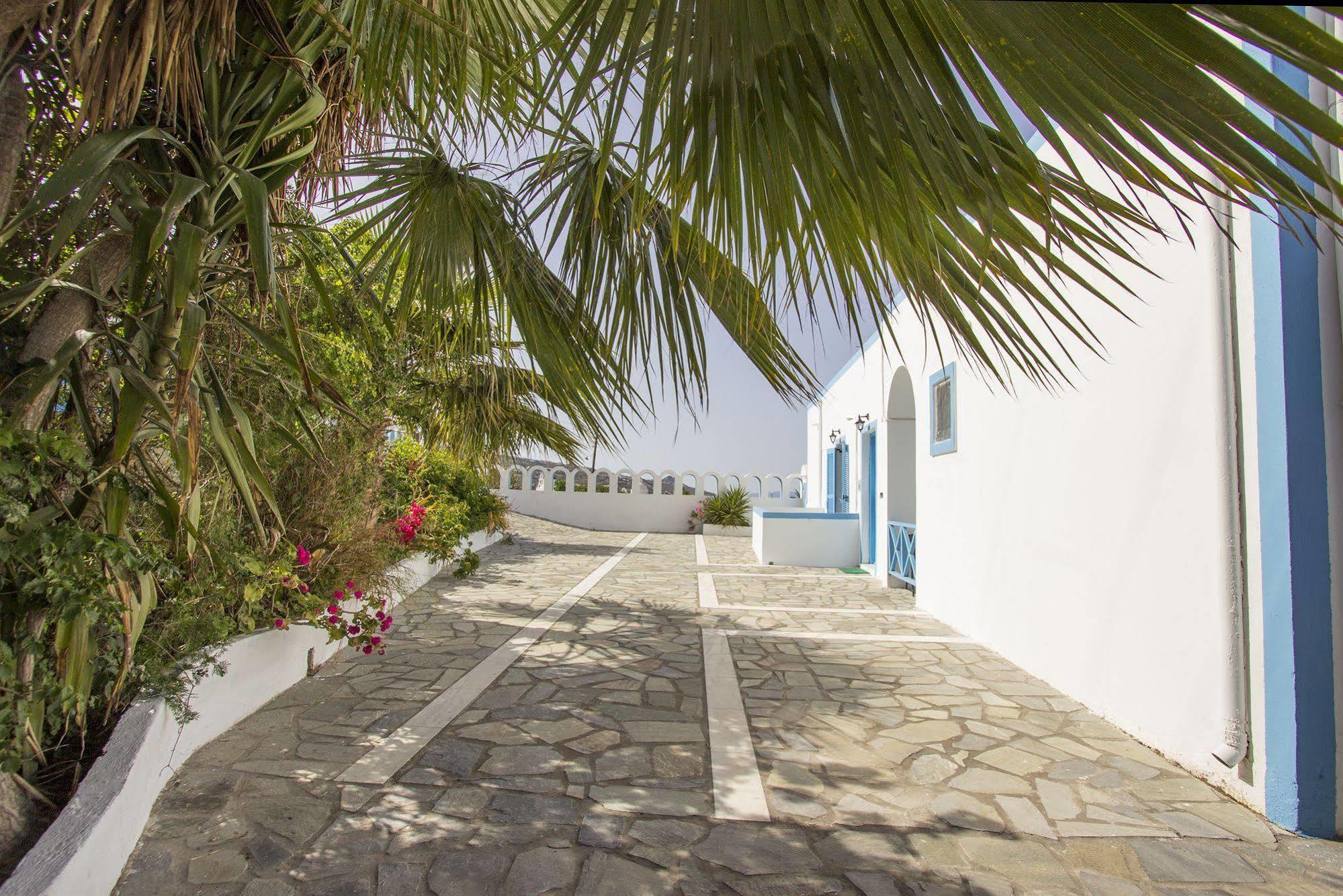 Villa Pelekanos Karterados  Exterior photo
